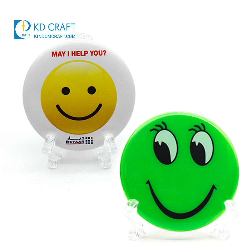 custom metal tin tinplate badge cute smile face button badge with epoxy